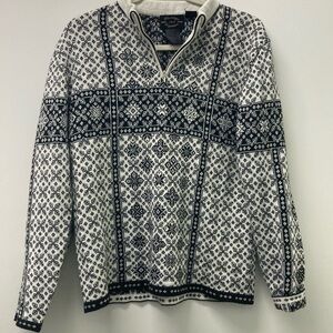 Vintage Obermeyer Signature Sweater